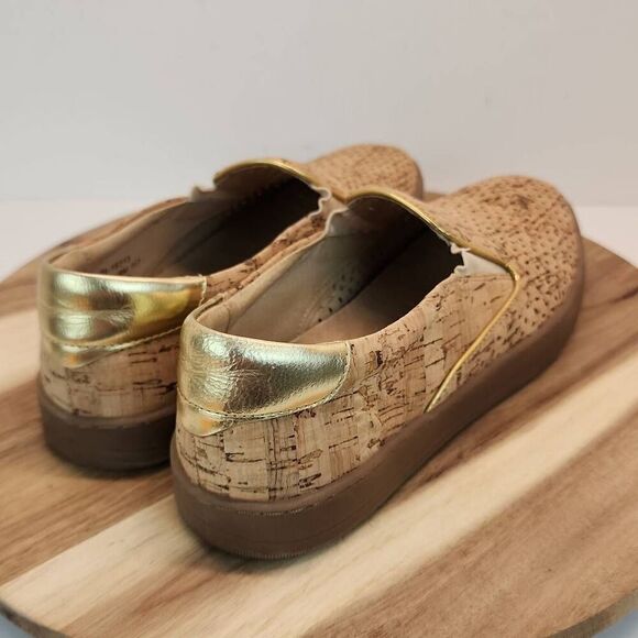 Johnston & Murphy Women's Cork Gold Metallic Slip On Loafer Shoes Size 8 - Picture 4 of 10